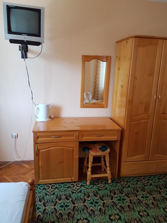 Guest Rooms Denitsa オブゾー エクステリア 写真