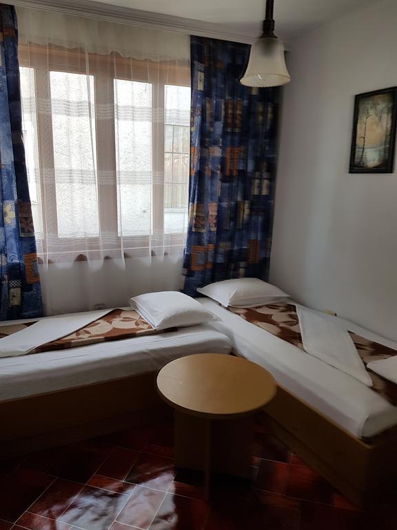 Guest Rooms Denitsa オブゾー エクステリア 写真