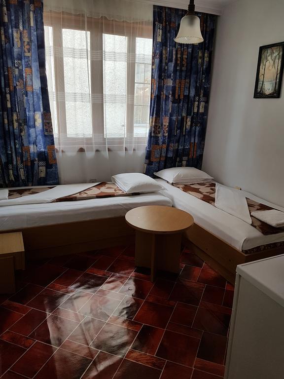 Guest Rooms Denitsa オブゾー エクステリア 写真
